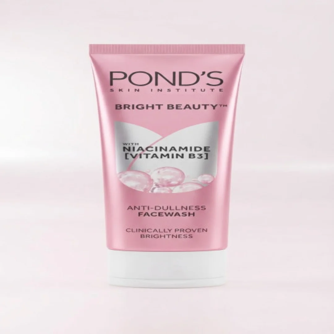 Pond's Bright Beauty Anti-Dullness Facewash with Niacinamide Vitamin B3, 50g