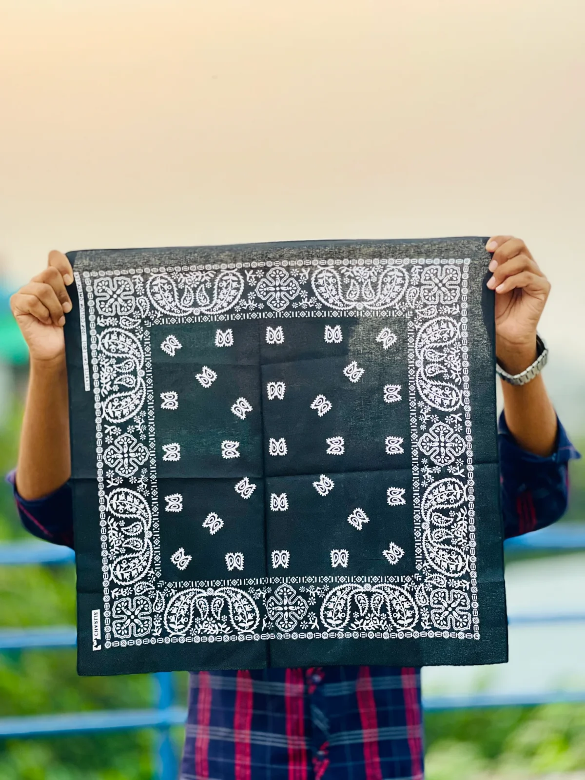 Bandana — image 2