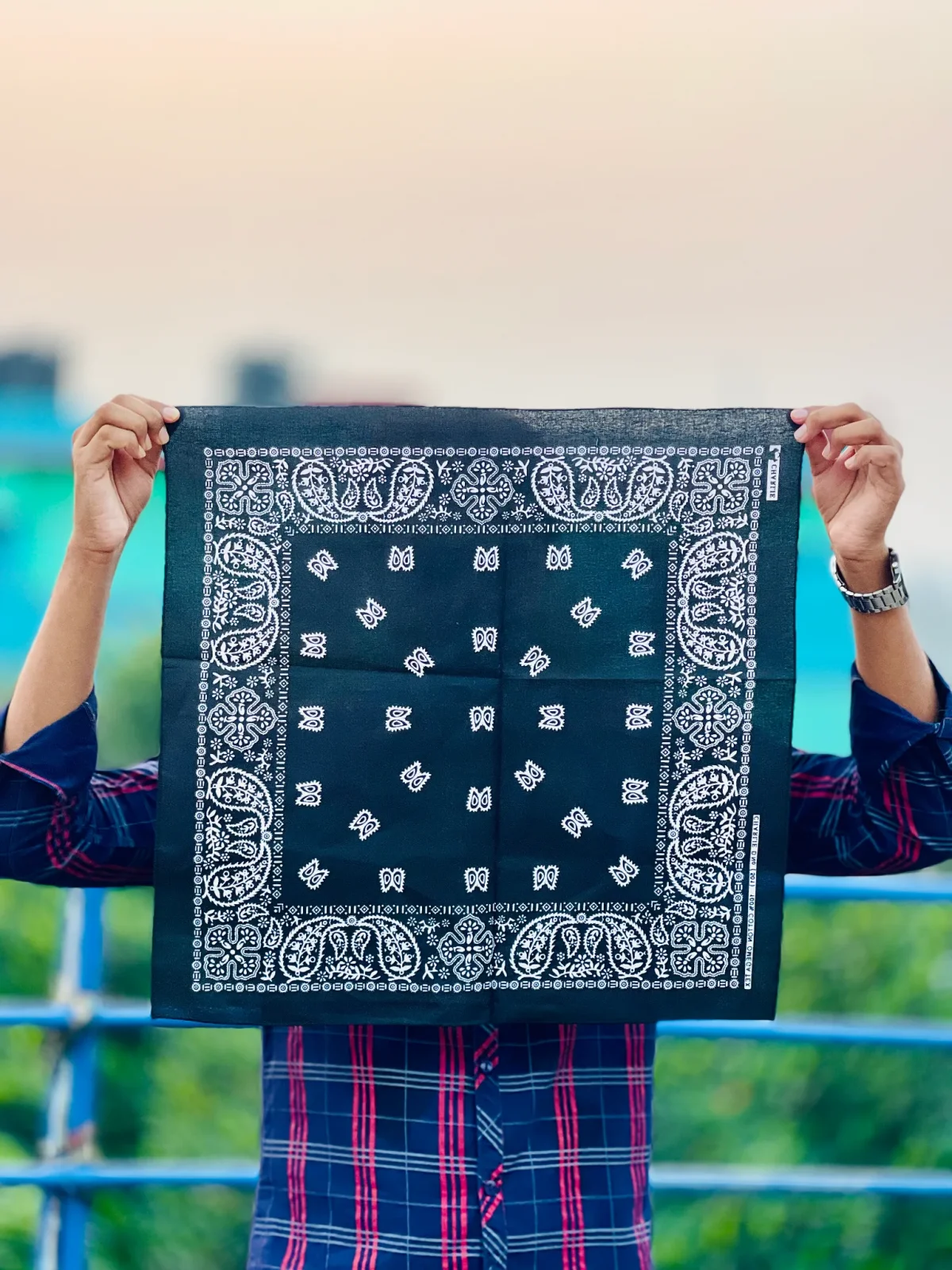 Bandana — image 9