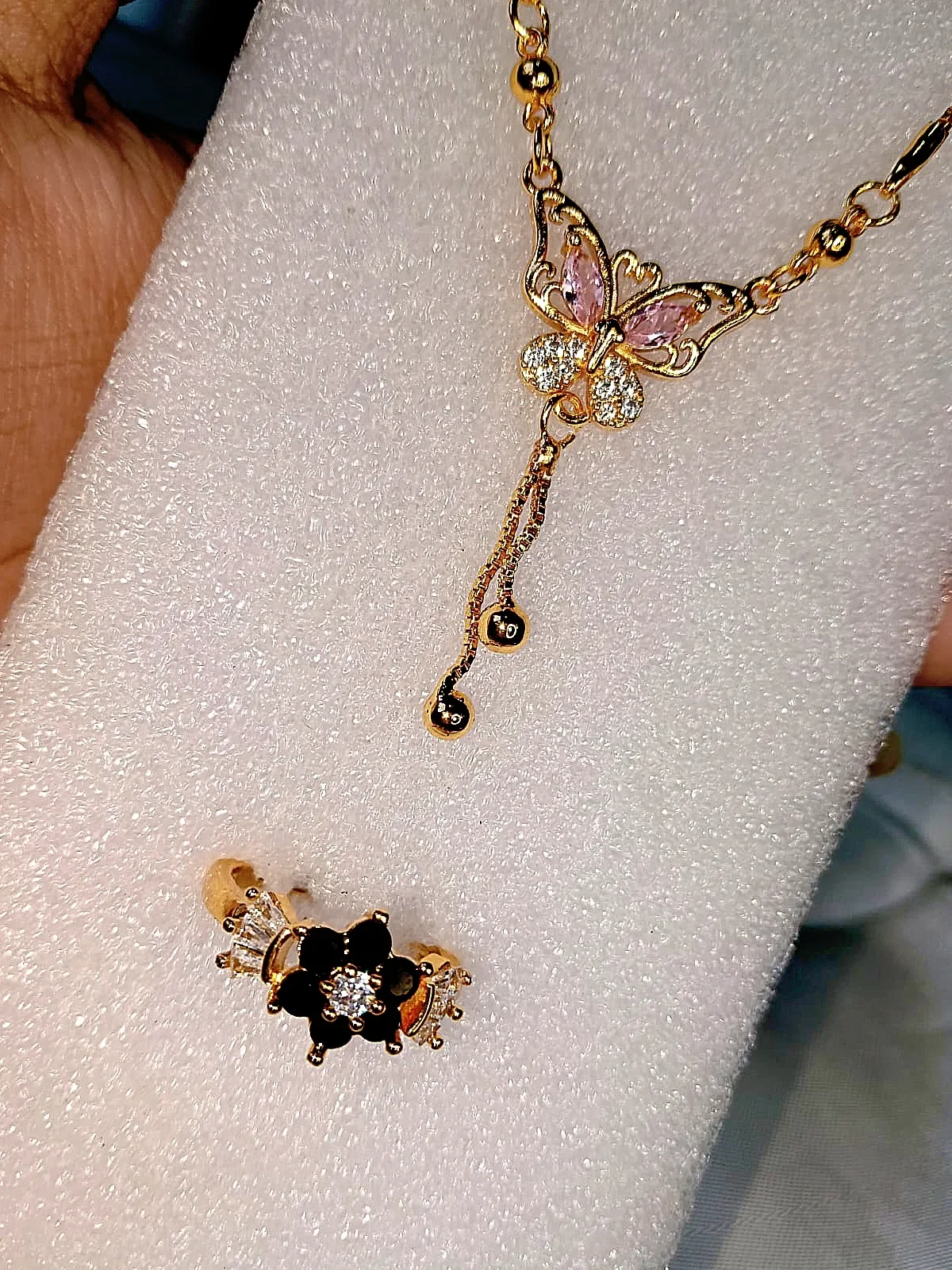 Pendent Chain — image 4