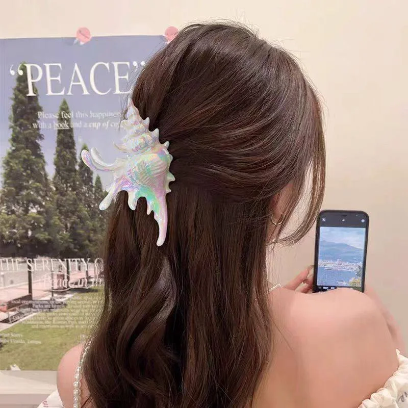 Sea Beach Hair Clip — image 3