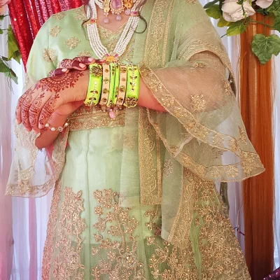 Dream Page Handmade Churi Set of 5 — image 1